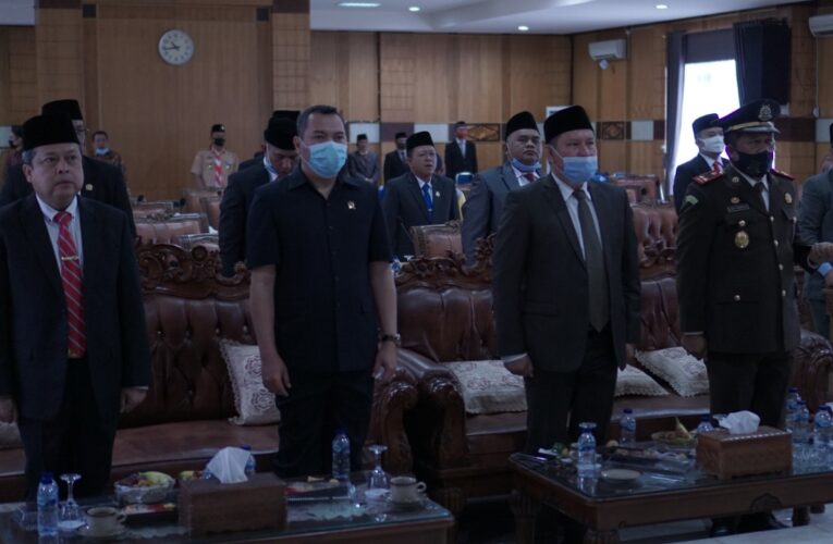 H . Achmad Tarmizi SEKDA OKU Hadiri Rapat Paripurna DPRD OKU Dalam Rangka Pidato Kenegaraan Presiden RI Tentang HUT RI Ke-75