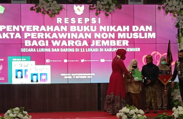 PEMERINTAH KABUPATEN JEMBER TERUS MENSOSIALISASIKAN PROGRAM PROGRAM POSITIF UNTUK WARGA MASYARAKAT KABUPATEN JEMBER