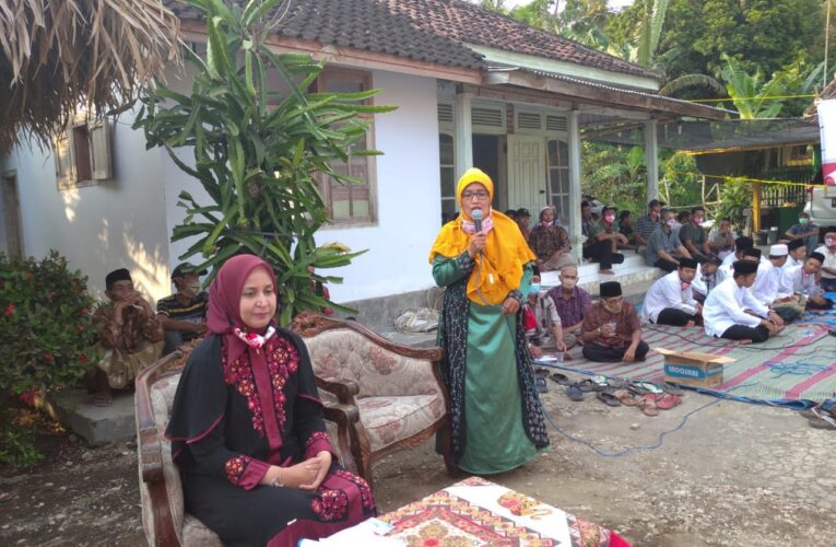 FATAYAT DAN MUSLIMAT NU DESA GUMUKMAS JEMBER INGINKAN FAIDA MIMPIN LAGI