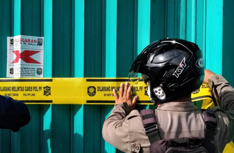 Langgar Aturan PPKM, Karaoke Pop City Di Segel Polisi