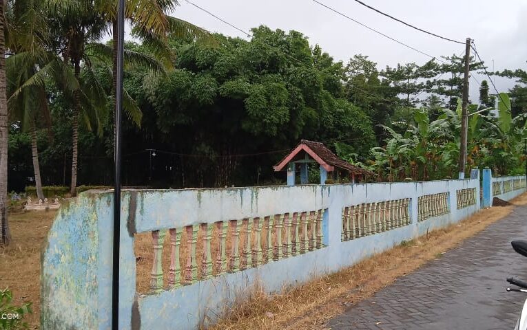 Pemakaman Umum Di Curah Waru Sering Gelap Ini Penyebab Nya