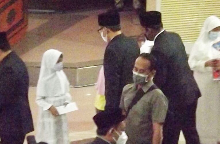 Khofifah Guburnur Jawa Timur Hadiri Sidang Paripurna DPRD Jember