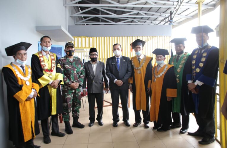 Plh Bupati OKU Drs. H. Edward Candra, M.H., Hadiri Wisuda Sekolah Tinggi Agama Islam ( STAI ) Pendidikan Agama Islam (PAI) Angkatan XXV dan Ekonomi Syariah (Ekos) III