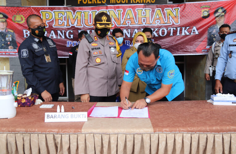427, 62 Gram Narkotika Jenis Sabu Dimusnakan