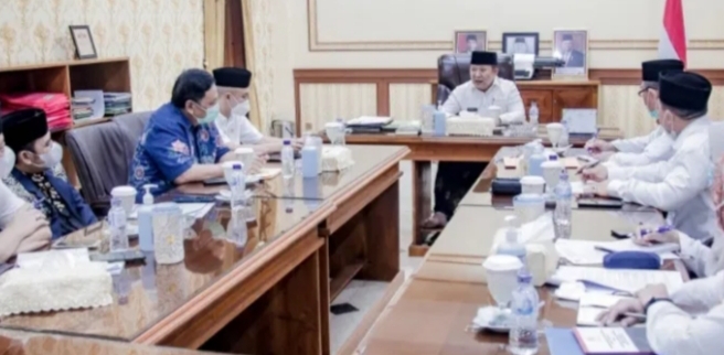 Tingkatkan PAD Dari Milyar Ke Triliun Bupati Jember Gelar Rapat Bersama Pimpinan BUMD