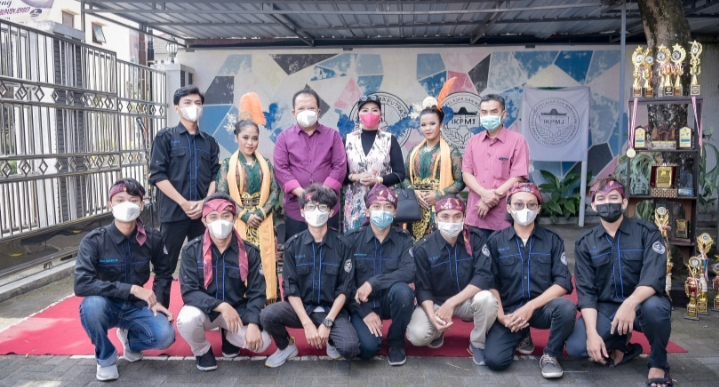 Beri Dukungan Kepada Mahasiswa Di Yogyakarta, Bupati Hendy Kunjungi Asramanya Di Yogyakarta