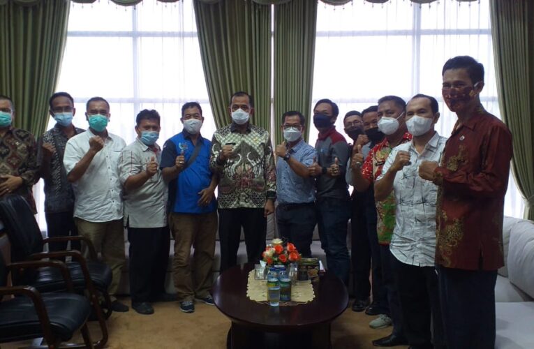 Plh Bupati Nyatakan Dukungan Terhadap Kontingen Porwada PWI OKU