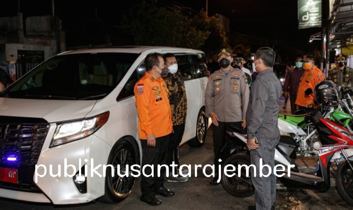 Hari Pertama Pemberlakuan PPKM Darurat,Ketua Satgas Temukan Masyarakat Berkerumun