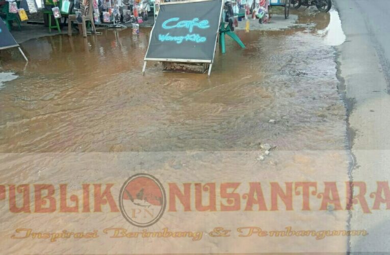 Pipa Bocor di Simpang Tiga Air Paoh, ini Tangapan PDAM OKU