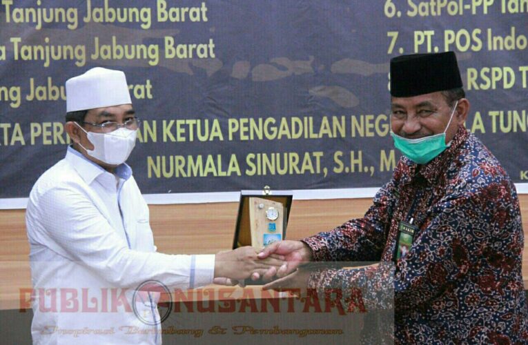 Hadiri Undangan Ponpes Chairul Umam, Bupati : Untuk Bantu Pesantren Solusinya Dana CSR
