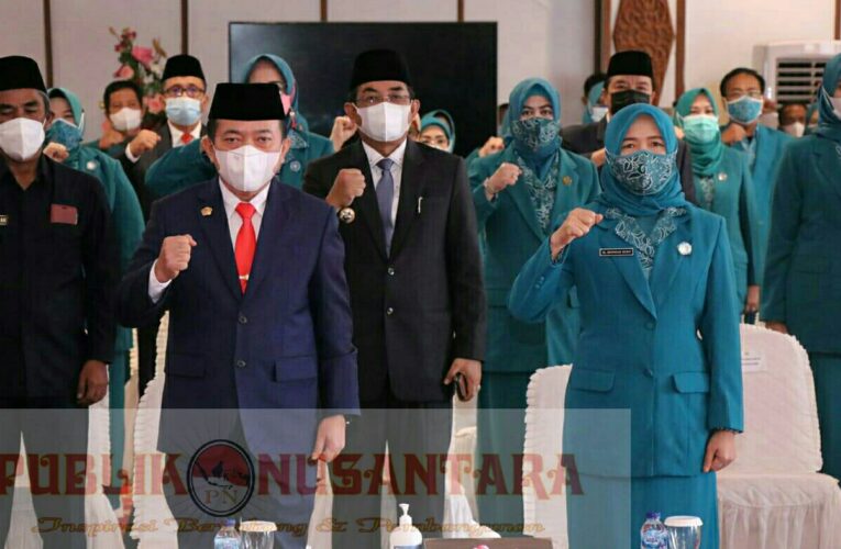 Ketua TP-PKK Tanjabbar Hadiri Pelantikan Ketua PKK Provinsi Jambi