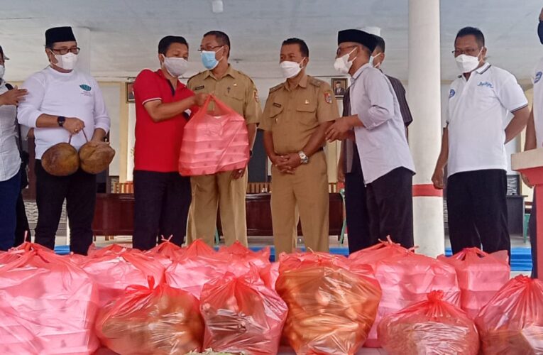 PWJ Dan HKTI Jember Bantu Warga Isoman Di Wilayah Bangsalsari , ini Ungkap Camatnya