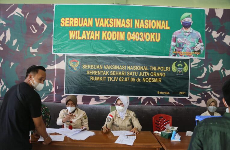 PLH Bupati OKU Hadiri Pelaksanaan Vaksinasi Kedua Covid 19  Di Kodim 0403 OKU ini Harapannya