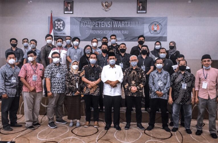UPNV YOGYAKARTA-KEDUBES AS GELAR PELATIHAN WARTAWAN PERBATASAN DI KEPRI