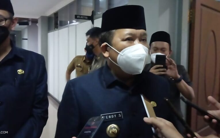Bupati Jember Menjawab Pandangan Umum Fraksi Terhadap Raperda RPJMD 2021–2026