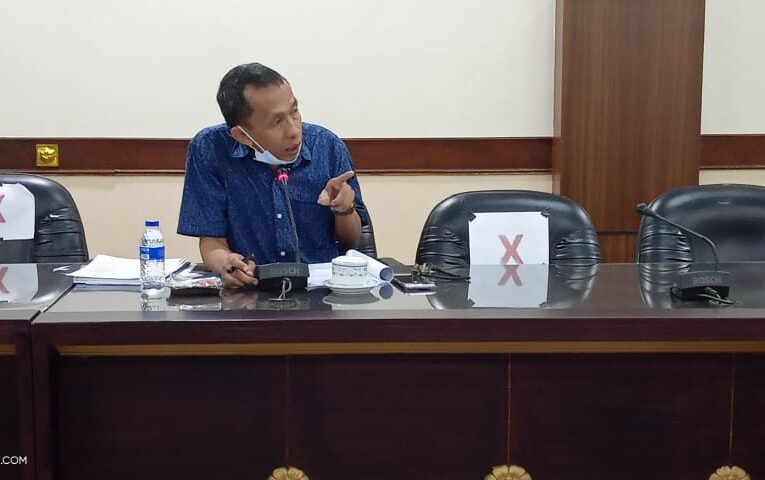 Tak Puas Hasil Tes Tulis Kuasa Hukum Bacakades Slateng Wadul DPRD.