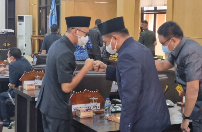 Yudha Wabub OKUT Hadiri    Pandangan Fraksi-Fraksi Dalam Rangka RKUA dan RPPS APBD 2022.