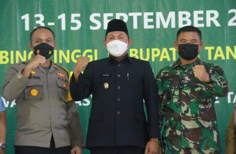 Bersama Dandim dan Kapolres, Wabup Hairan Tinjau Serbuan Vaksin TNI Kodim 0419/Tanjab Bersama LPPPI