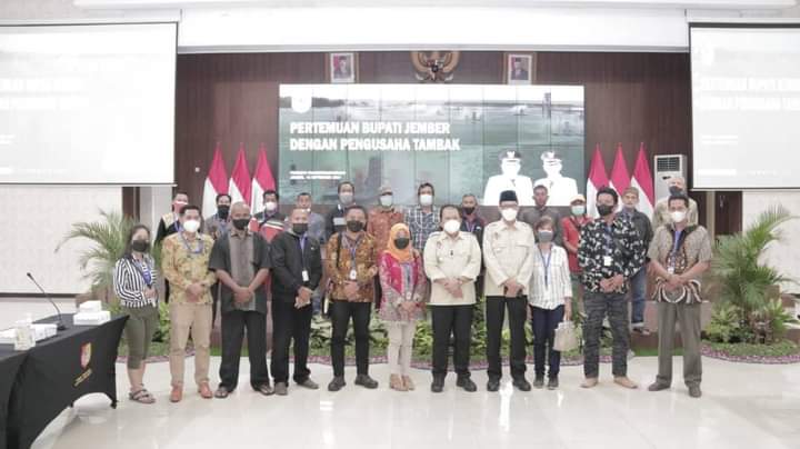 Bupati Jember : Pemanfaatan Tanah Pesisir Pantai Untuk Kemaslahatan Masyarakat Pesisir