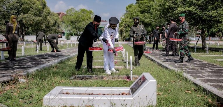 Peringati HUT TNI Ke 76, Ini Pesan Wabup Jember Kepada Generasi Muda