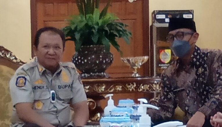 Bupati Hendy: SMAN 1 Dan SMAN 2 Jember Juara KIR Tingkat Provinsi Ini Luar Biasa Kerren Sekali