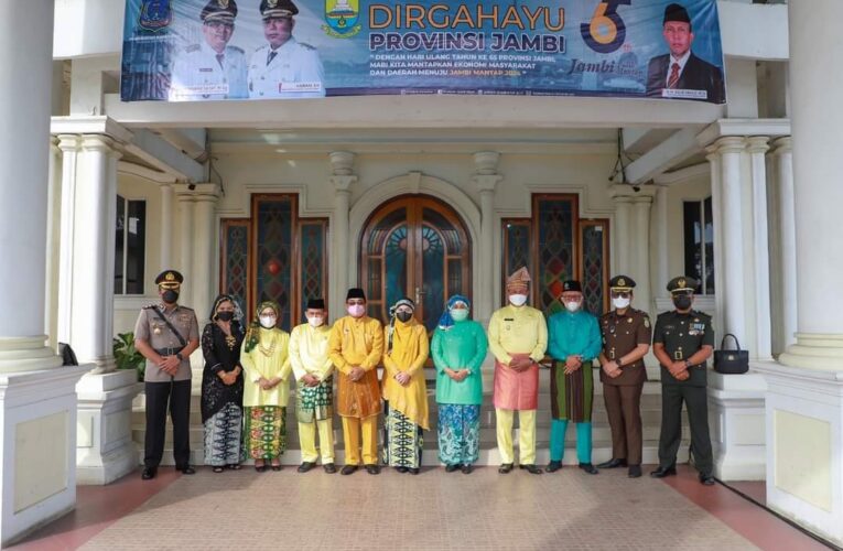 Peringati HUT Provinsi Jambi Pemkab Tanjabbarat Gelar Upacara