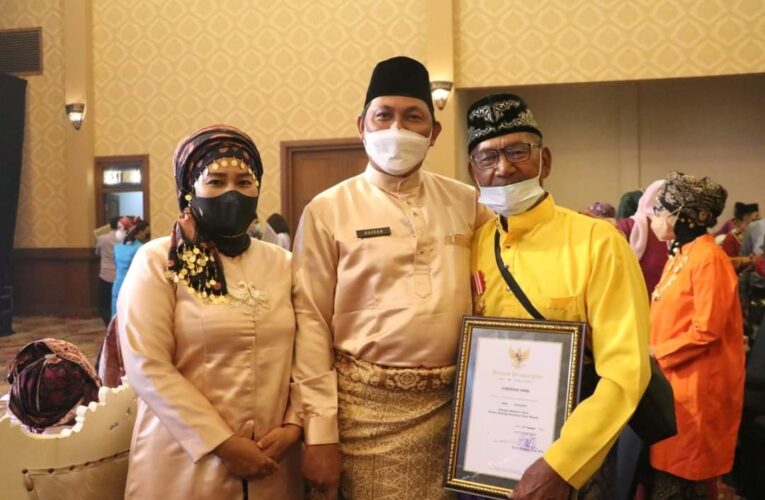 Wabup Tanjabbar Hadiri Malam Keagungan Melayu Jambi 2022