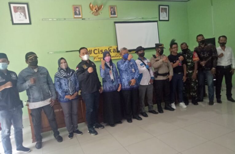 Nurlaela Kepala Desa Jeungjing menyatakan permohonan maaf kepada awak media ini Penjelasanya