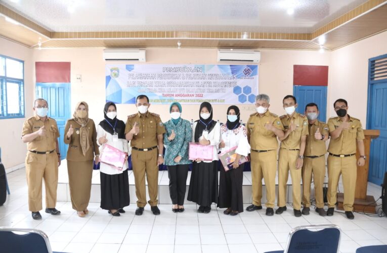 H. Edward Candra Plh Bupati OKU Harapkan ini Saat Buka Pelaksaan Pendidikan Dan Pelatihan Keterampilan Bagi Pencari Kerja