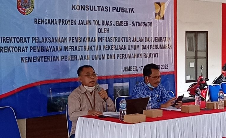 Rencana Pembangunan Jalan Tol Jember-Situbondo Di Konsultasikan Di Pendopo Kecamatan Kalisat.