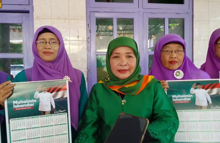 Umi Zahrok Fraksi PKB Jember – Lumajang Canvassing Muhaimin Presiden 2024