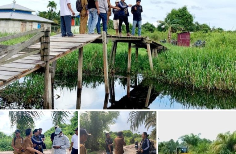 Tinjau Lokasi Banjir Kecamatan Bramitam, Yogie Usul Tambah Ekskavator Ampibi