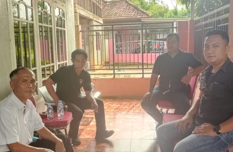 Polda Sumsel Bersama Polres PALI Giat Silaturahmi Dan Pulbaket Ke Kades Beruge Darat