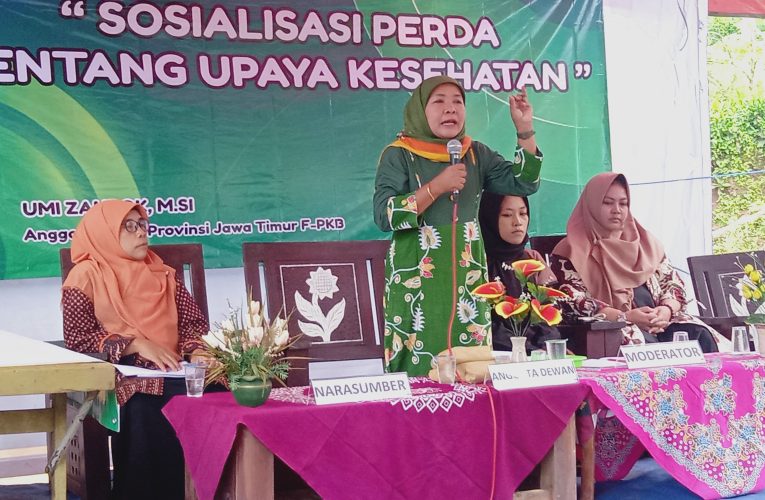 Umi Zahrok DPRD Jatim Sosialisasikan Kesehatan Di Baban Silo