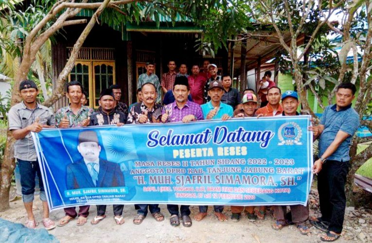 Laksanakan Reses di Desa Kemuning, Ucok Mora Siap Tampung Aspirasi dan Keluhan Masyarakat