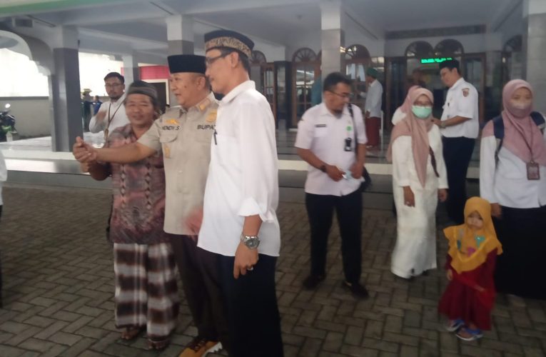 Panggung Pencitraan Diri Melalui J-Berbagi, Duitnya Nyeser Ke Koperasi