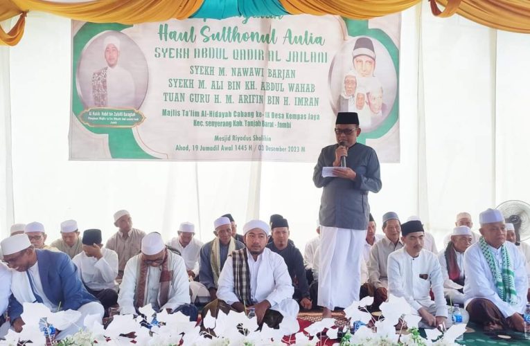 Mewakili Bupati Tanjab Barat, Staf Ahli Hukum Hadiri Haul Syekh Abdul Qadir Al-Jailani di Desa Kempas Jaya