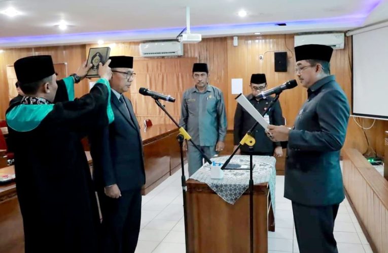 Bupati Secara Resmi Lantik Dahlan Sebagai Pejabat Sekda Tanjab Barat