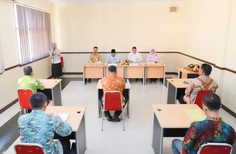 Lima Calon Sekda Tanjab Barat Ikuti Asesmen, Bupati Harap Sinergi dengan OPD