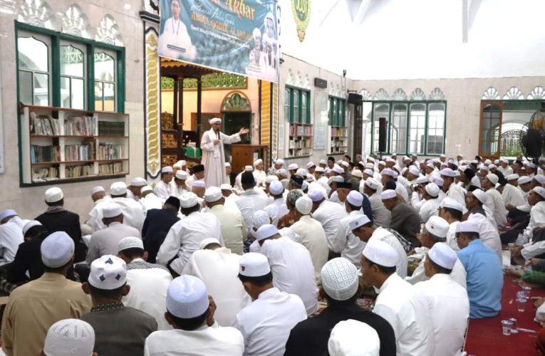 Pjs. Bupati Tanjab Barat Hadiri Tabligh Akbar dan Haul Syekh Abdul Qadir Al-Jailani
