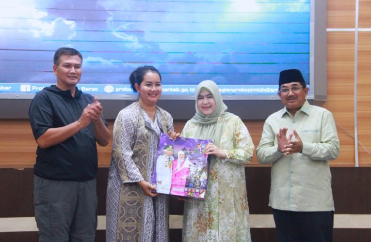 Hangat dan Bermakna, Bupati Tanjab Barat Terima Kunjungan Strategis Pangkogabwilhan I