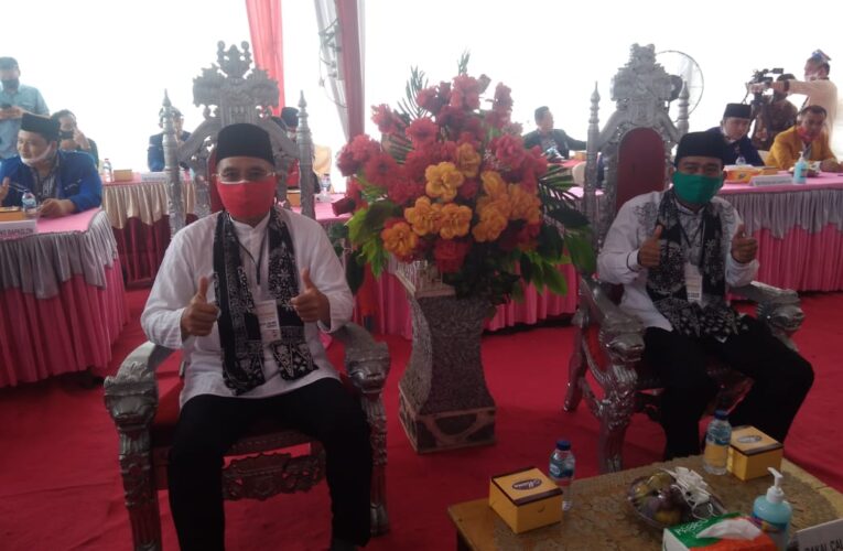 KPU Kabupaten Musi Rawas menerima pendaftaran calon Bupati dan Wakil Bupati H. Hendra Gunawan dan H. Mulyana