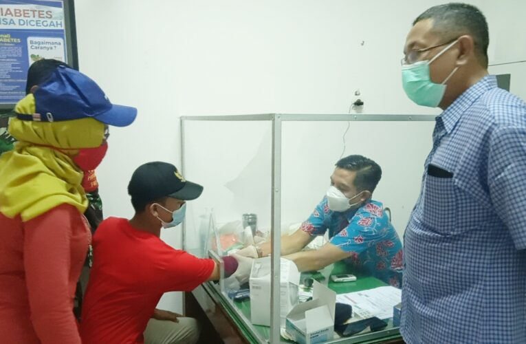 Muspika Kecamatan Bangsalsari Kawal Vaksin Di Dua Puskesmas