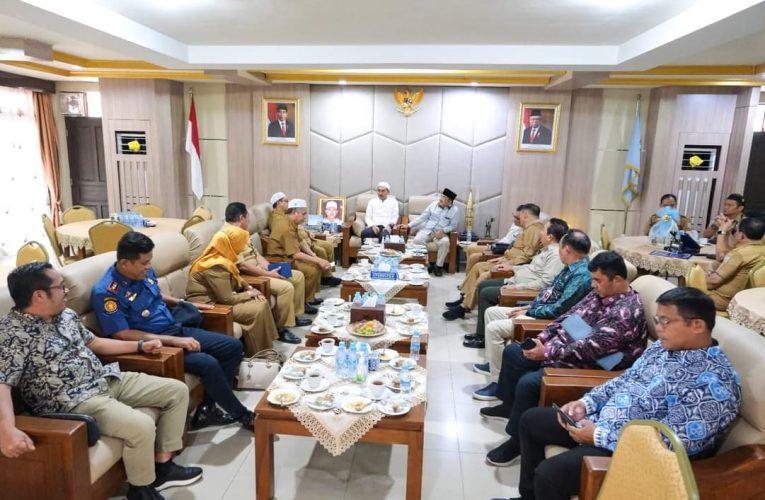 Bupati Tanjab Barat Studi Tiru Penanggulangan Bencana di Kabupaten Banjar Kalsel